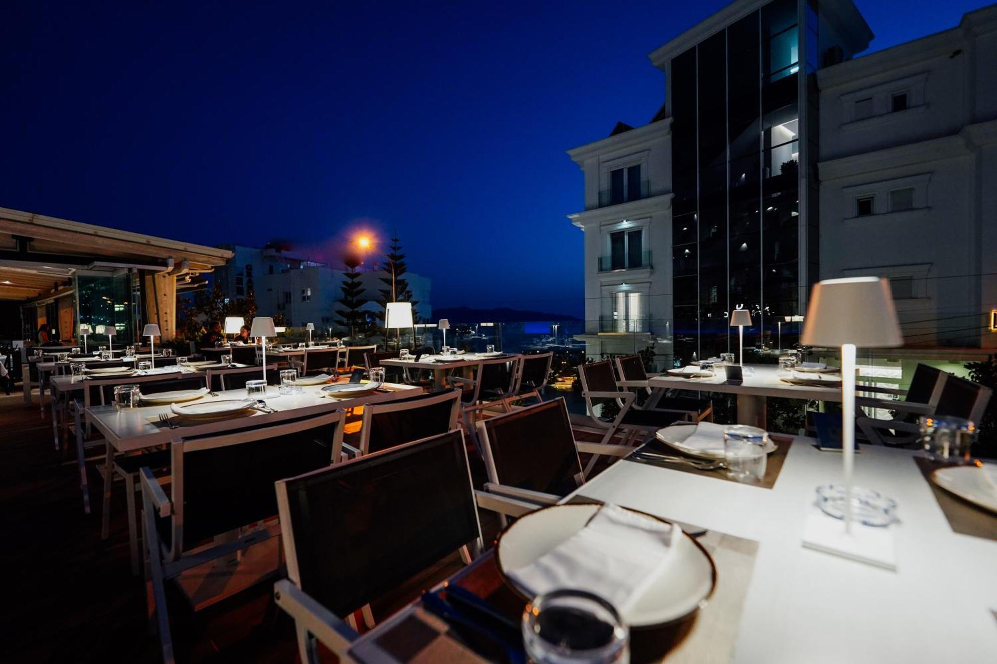 Hotel Agimi Саранда Екстер'єр фото