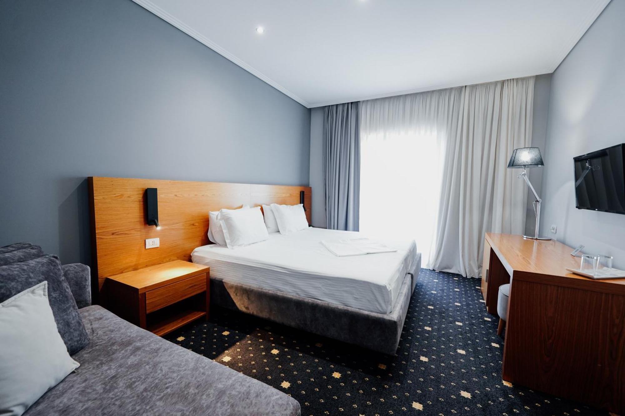 Hotel Agimi Саранда Екстер'єр фото