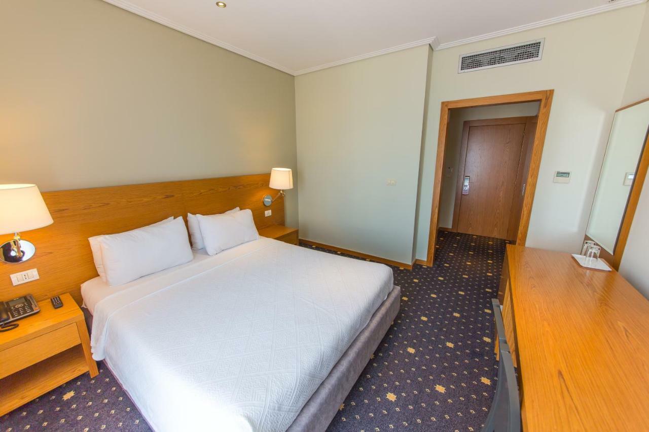 Hotel Agimi Саранда Екстер'єр фото