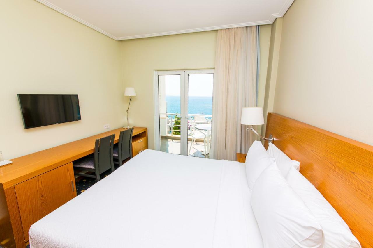 Hotel Agimi Саранда Екстер'єр фото